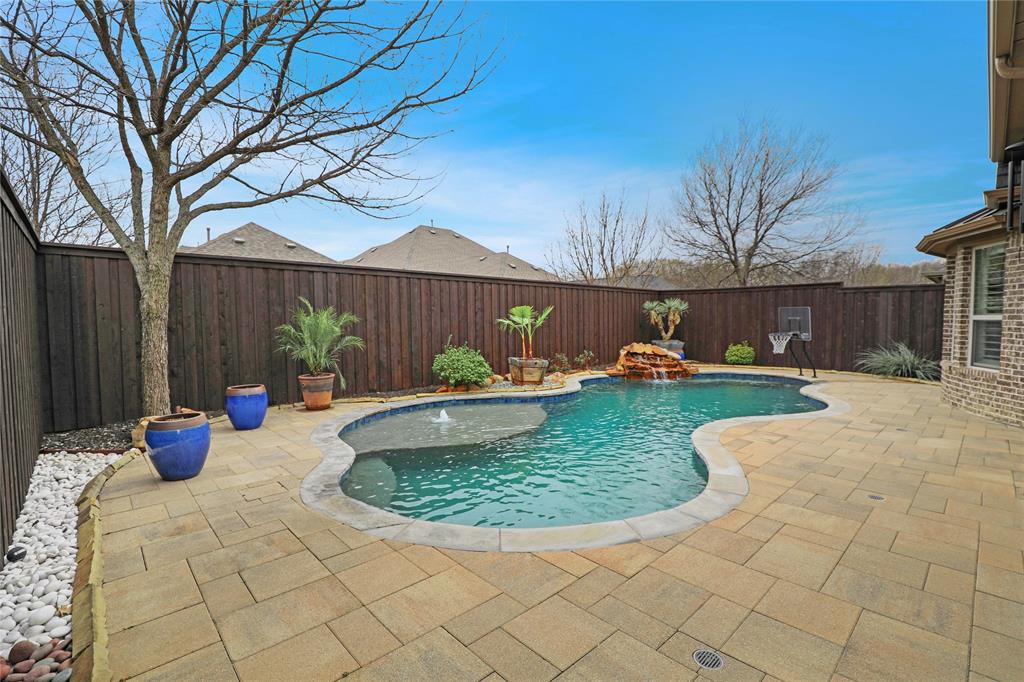 5617 Datewood Lane