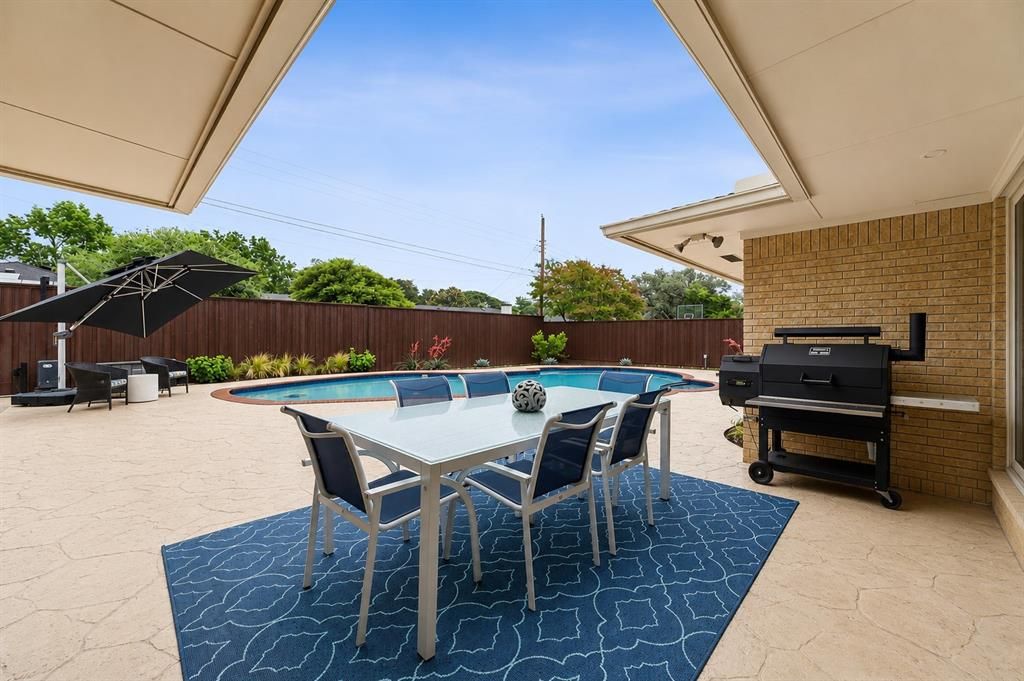 Photo of 4359 Shady Bend Drive, Dallas, TX 75244 (MLS # 21278922)