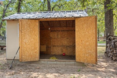 A home in Granbury