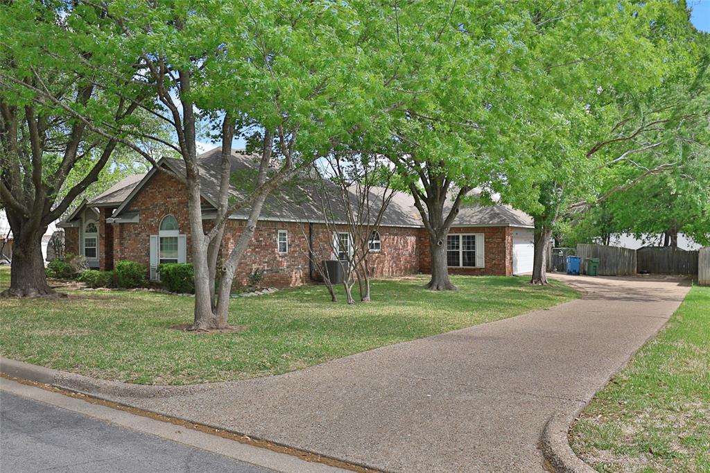 613 Regina Drive