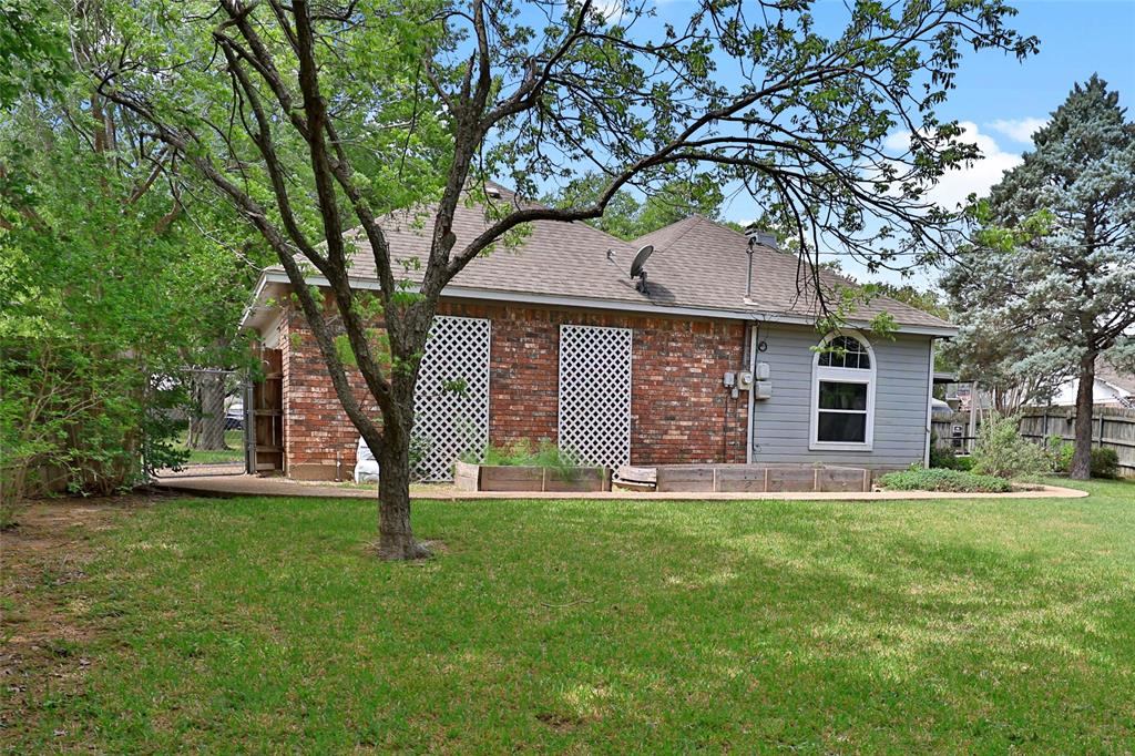 613 Regina Drive
