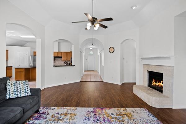 521 Willowview Drive