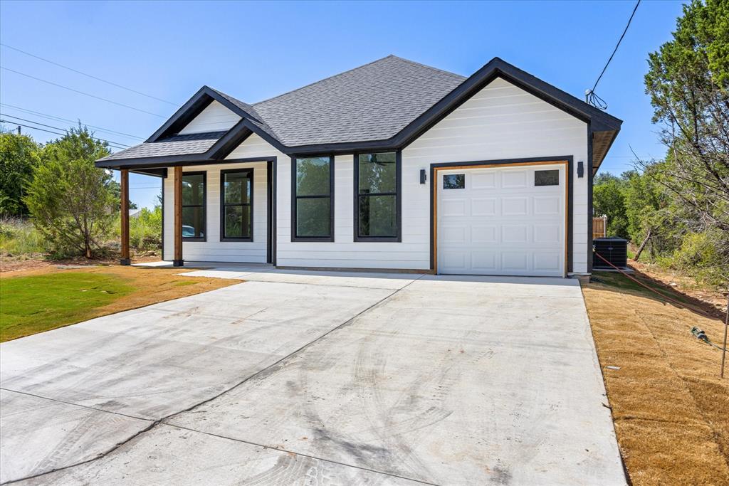 5915 Black Pine Circle