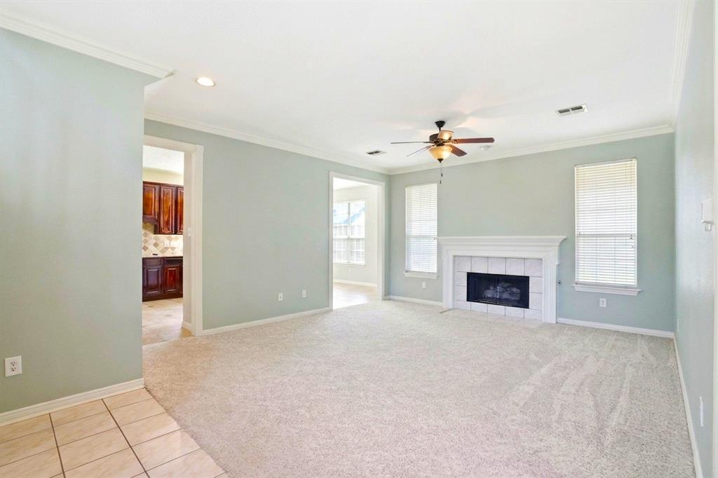 2421 Bowie Lane