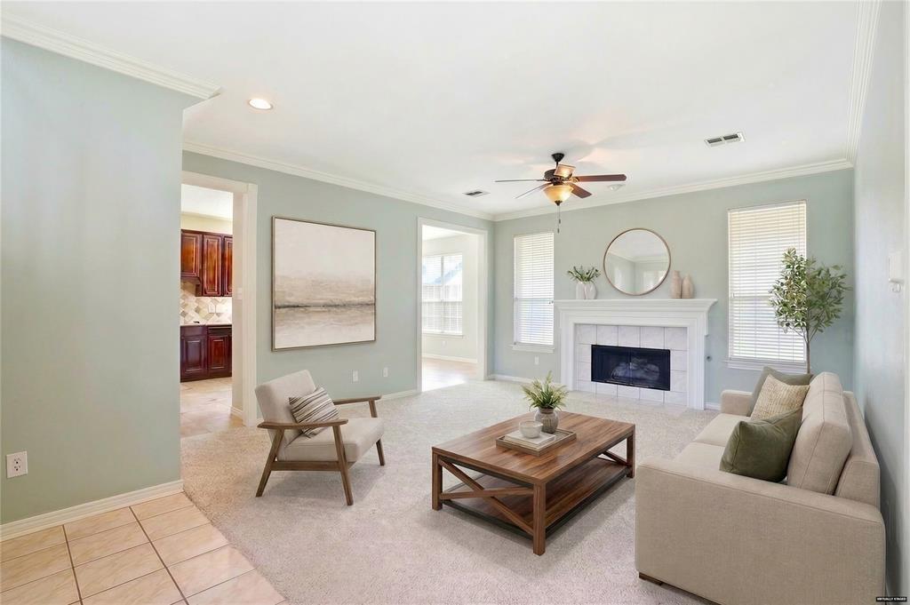 2421 Bowie Lane
