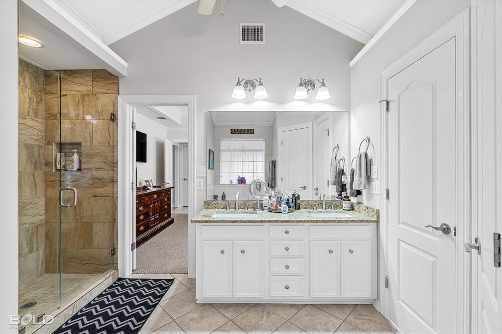 Bossier City, Louisiana 71112, United States, 3 Bedrooms Bedrooms, ,2 BathroomsBathrooms,Residential,Pending,109658