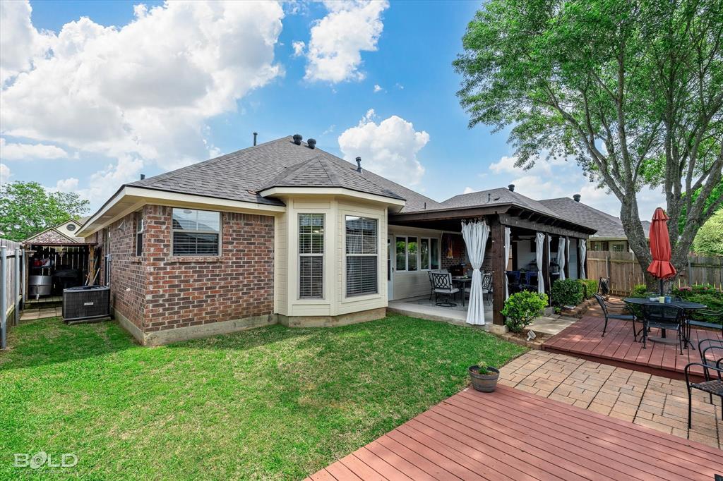 Bossier City, Louisiana 71112, United States, 3 Bedrooms Bedrooms, ,2 BathroomsBathrooms,Residential,Pending,109658