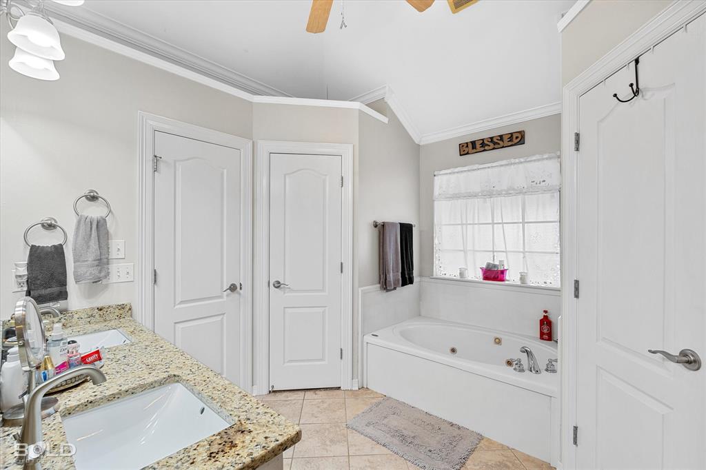 Bossier City, Louisiana 71112, United States, 3 Bedrooms Bedrooms, ,2 BathroomsBathrooms,Residential,Pending,109658