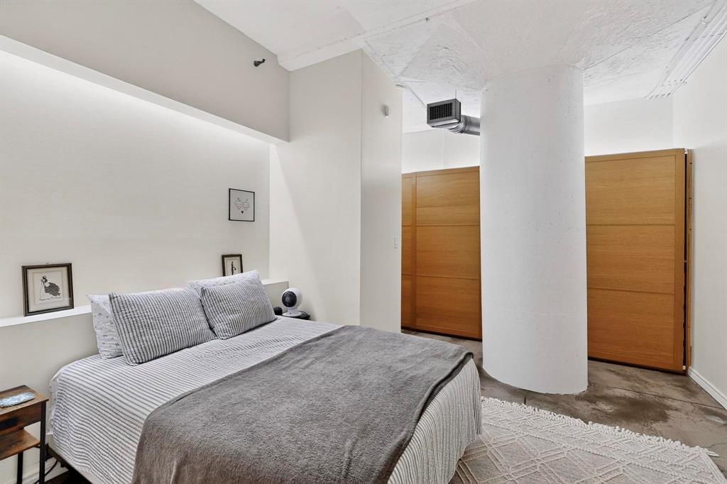 Soco Urban Loft Condo - Residential