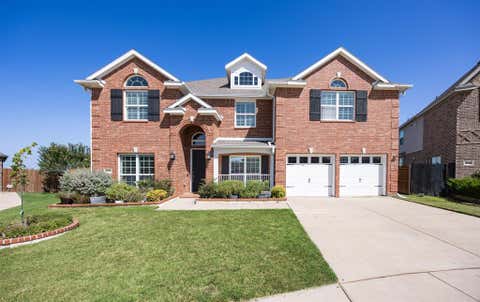 Photo of 8520 Pinewood Drive, Fort Worth, TX 76123 (MLS # 21350779)