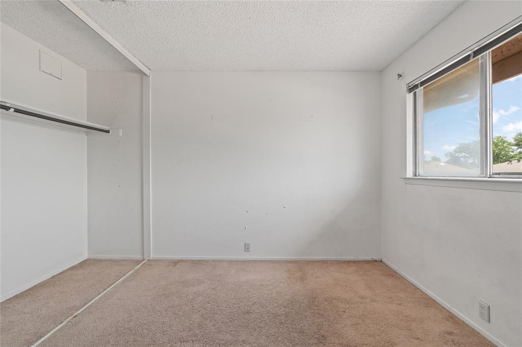 Laguna Twnhms - Residential