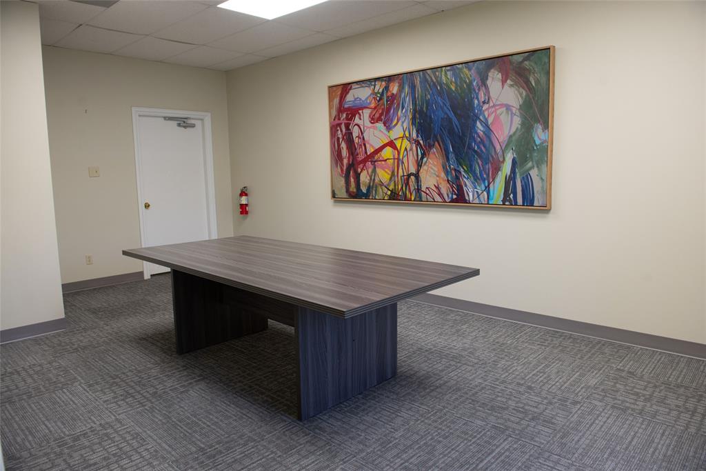 Gladstone Sub - Commercial Sale