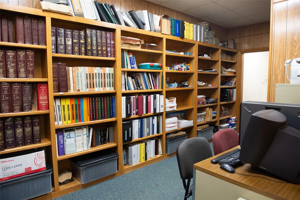 Gladstone Sub - Commercial Sale