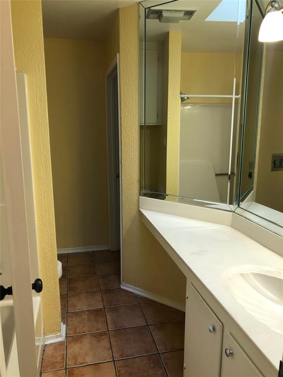 Cambridge Station Pine Forest - Residential Lease