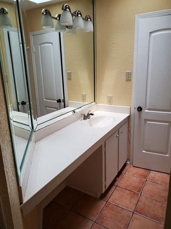 Cambridge Station Pine Forest - Residential Lease