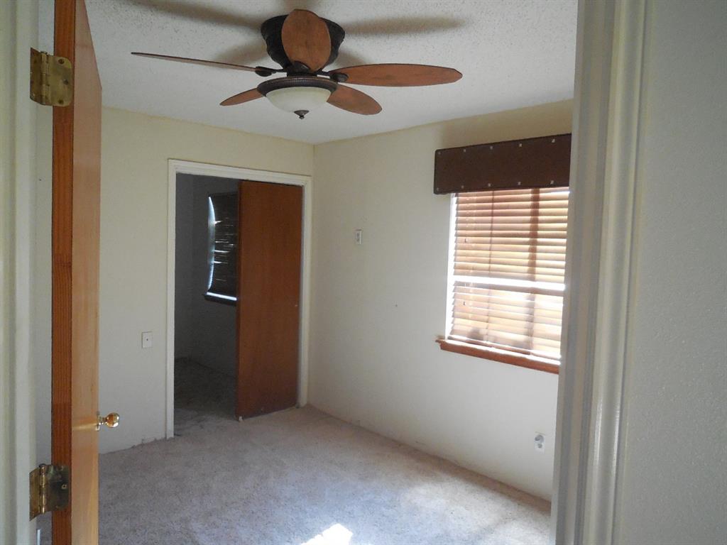 Wm Frells 120 - Residential