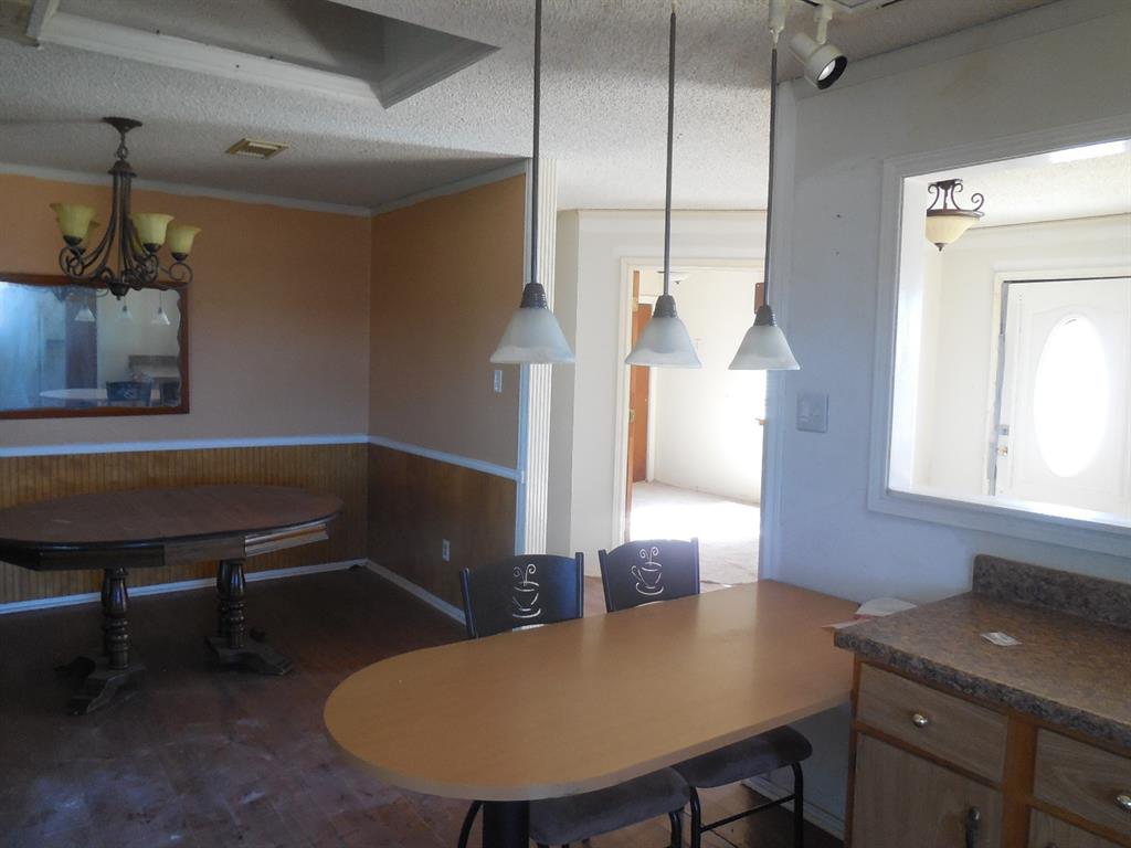 Wm Frells 120 - Residential