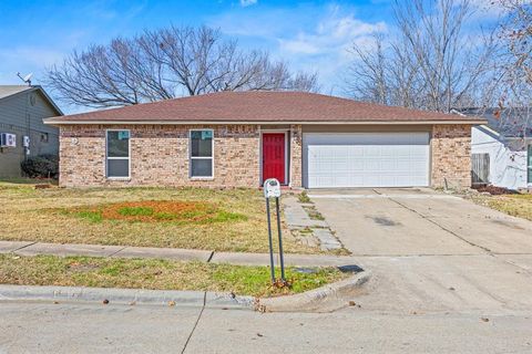 Photo of 1631 Roundrock Trail, Mesquite, TX 75149 (MLS # 21159784)
