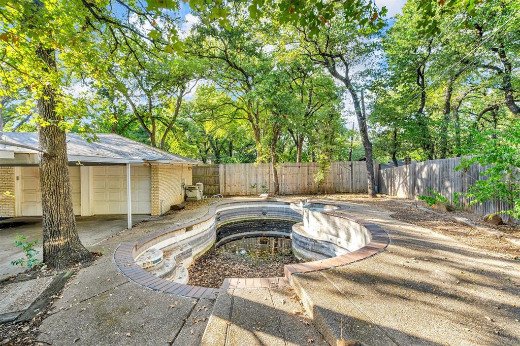 WOODLAND WEST ADD - Residential