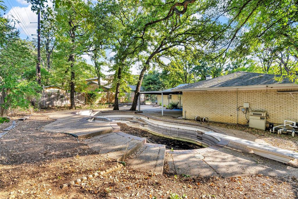 WOODLAND WEST ADD - Residential