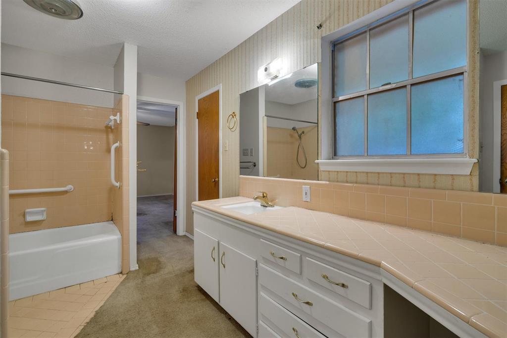 WOODLAND WEST ADD - Residential