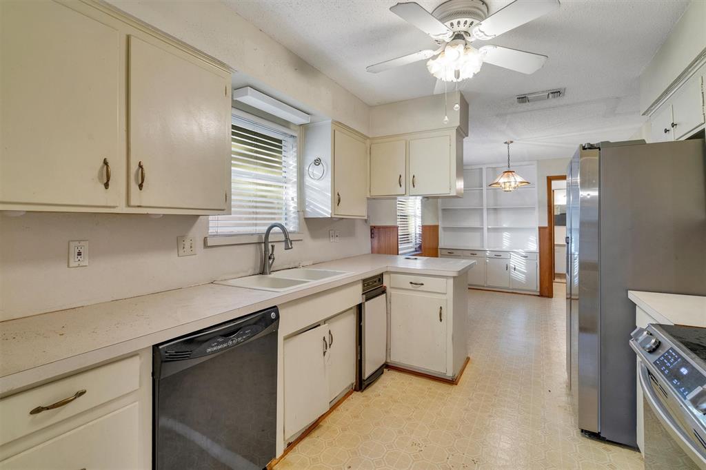 WOODLAND WEST ADD - Residential