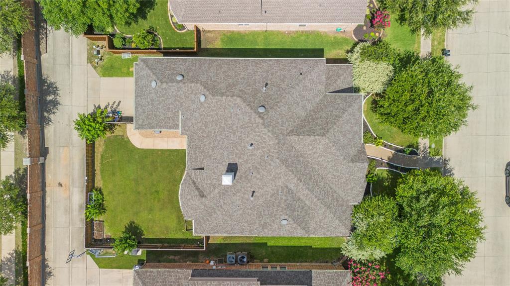 931 N Birdsong Drive