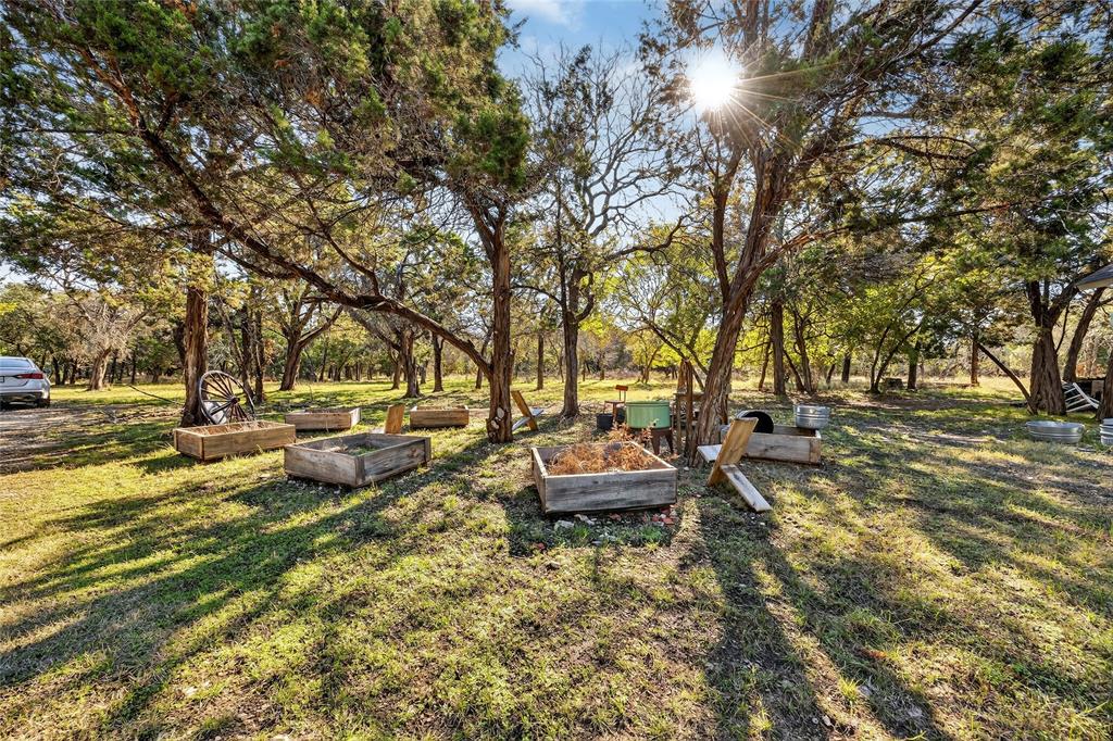 Wooded Lake Estate Add Pt II - Residential