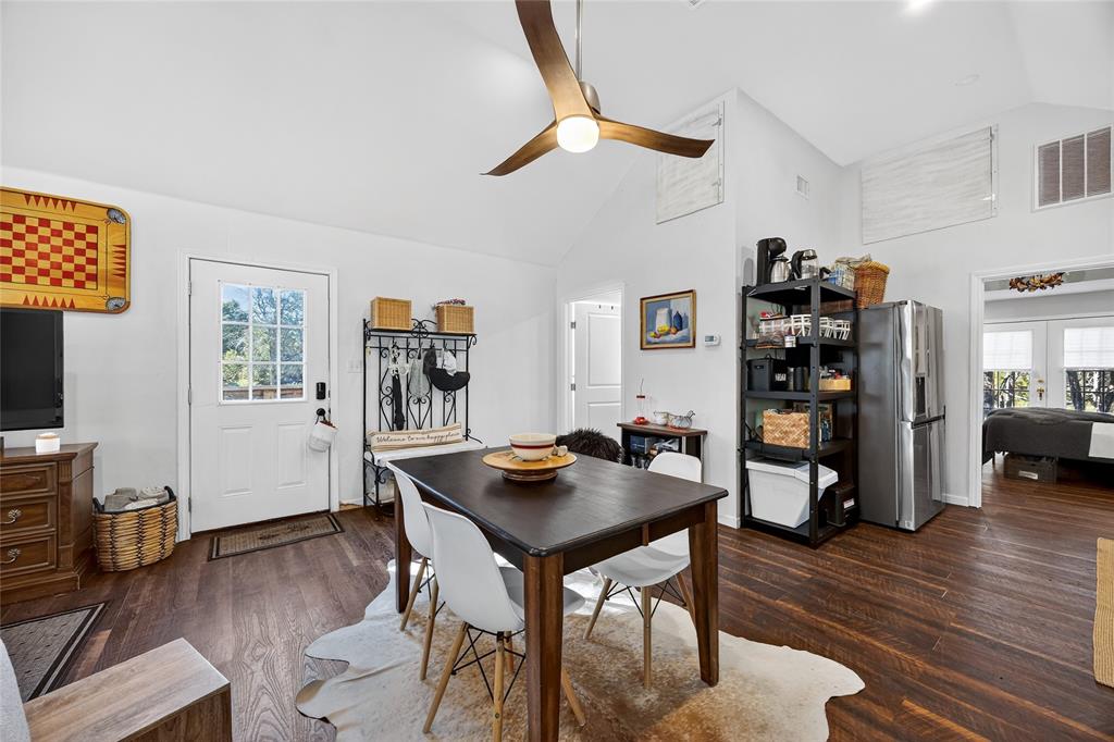 Wooded Lake Estate Add Pt II - Residential