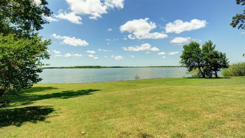 1307 Lakeshore Drive Little Elm TX 75068