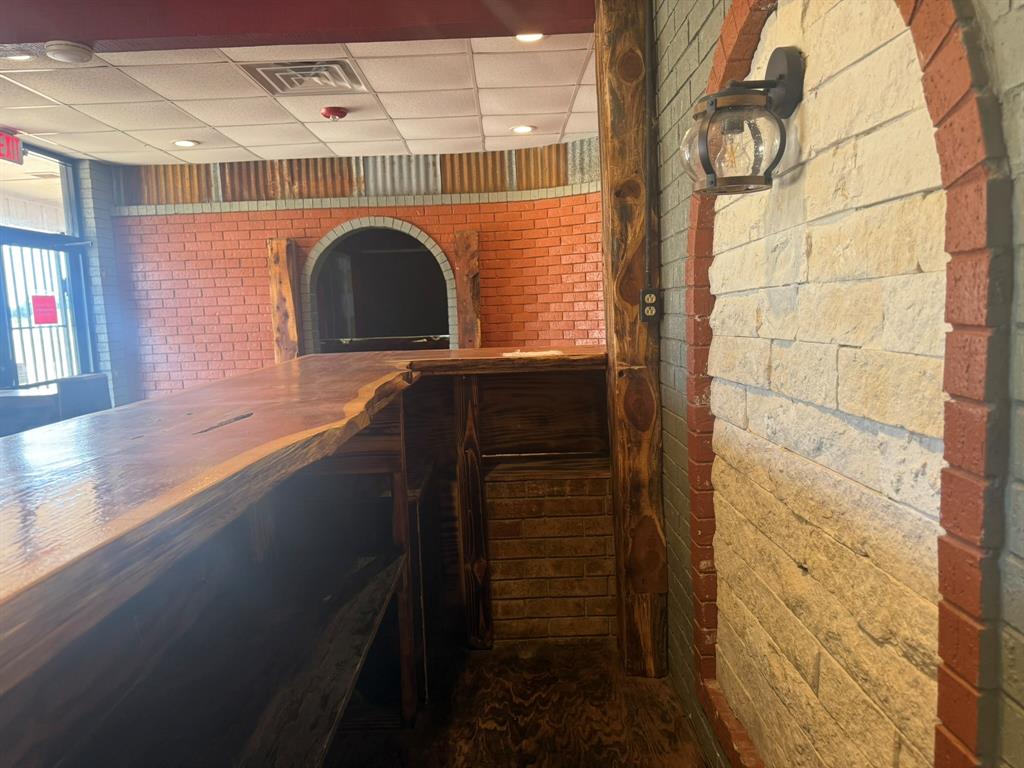 11251 State Highway 31 W