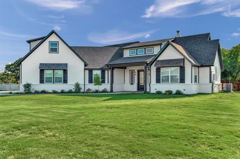 168 Lakeview Circle Pilot Point TX 76258