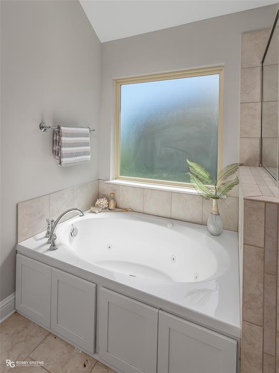 Tuscany Villas - Residential