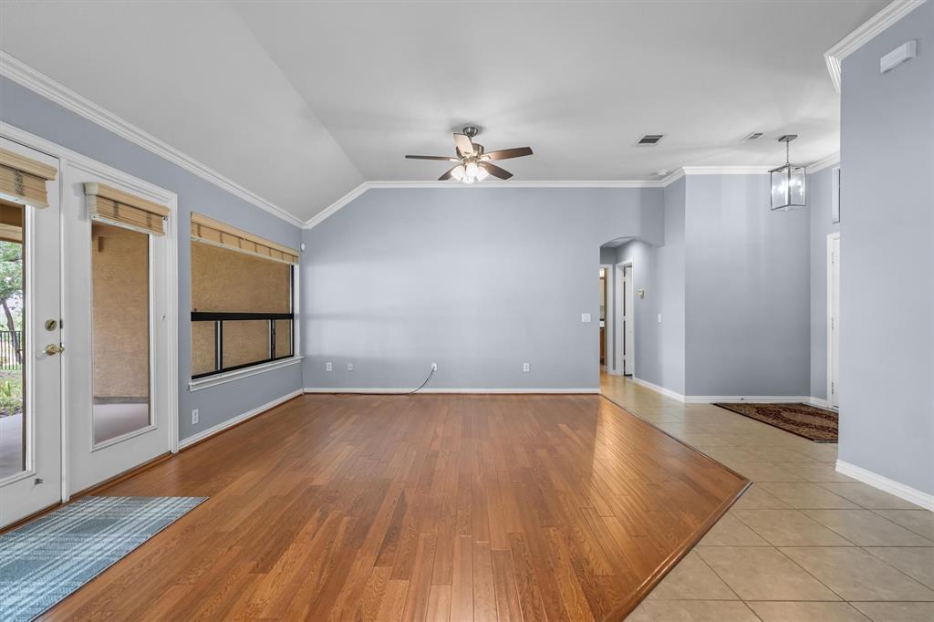 9409 Perimeter Street - Photo 3