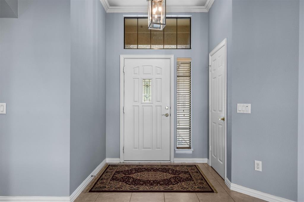 9409 Perimeter Street - Photo 2