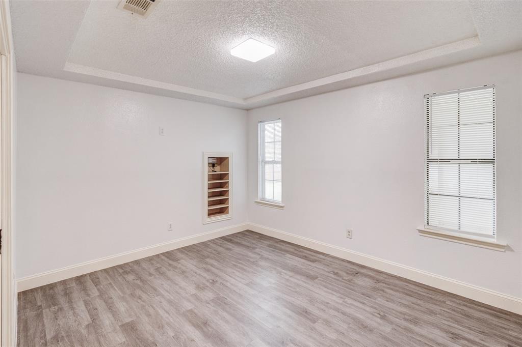 University Estates - Residential Lease