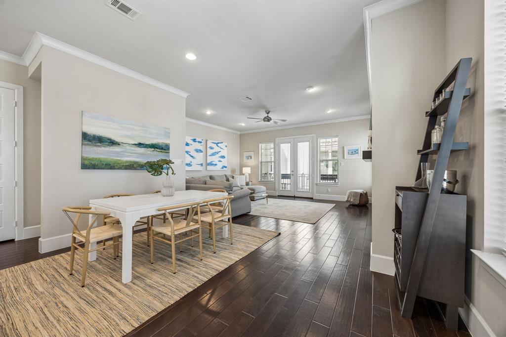 Villas Garrett Ave - Residential