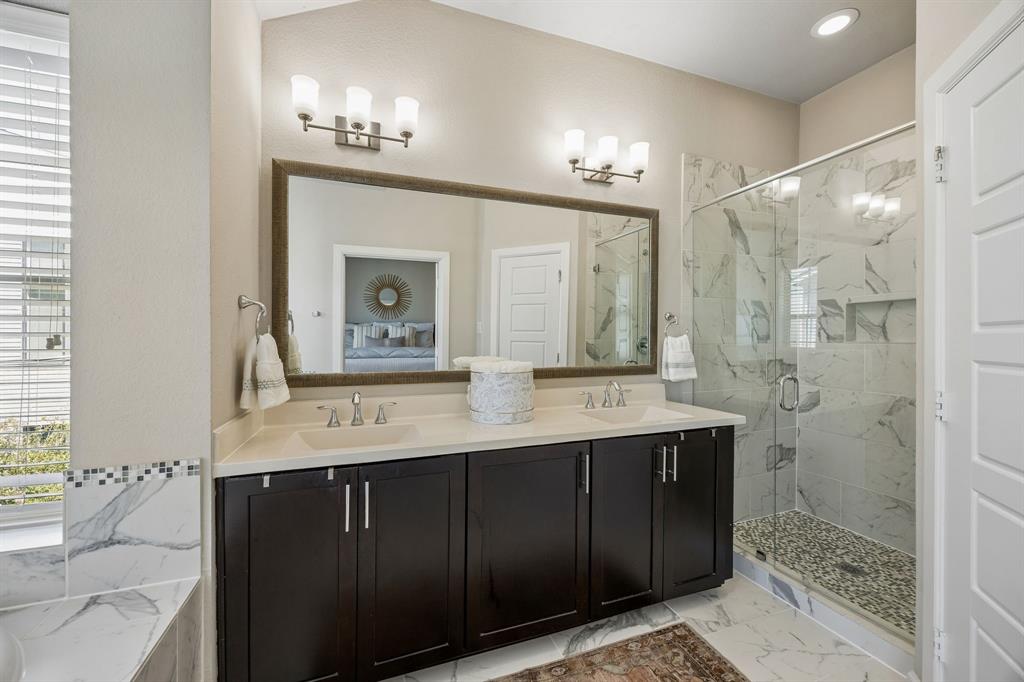 Villas Garrett Ave - Residential