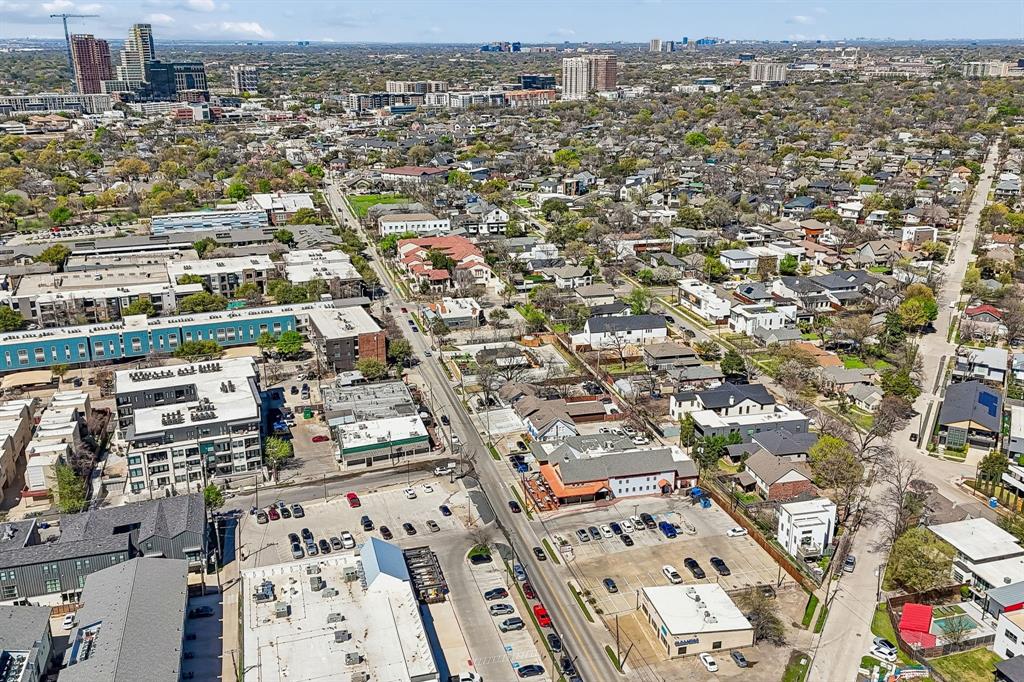 Villas Garrett Ave - Residential