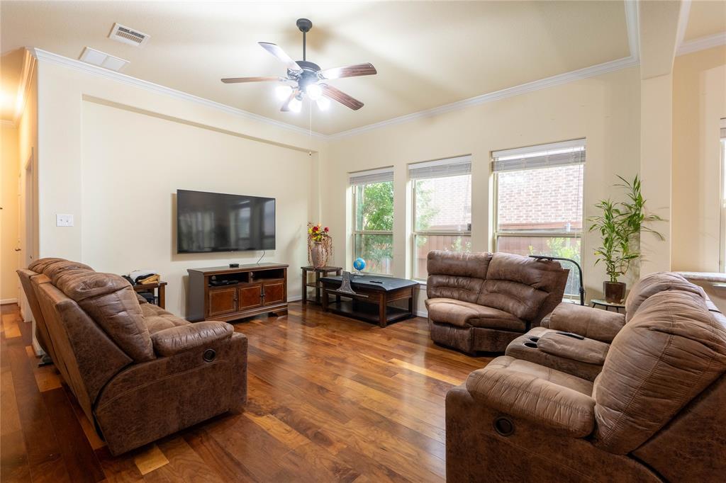 1226 Autumn Mist Way