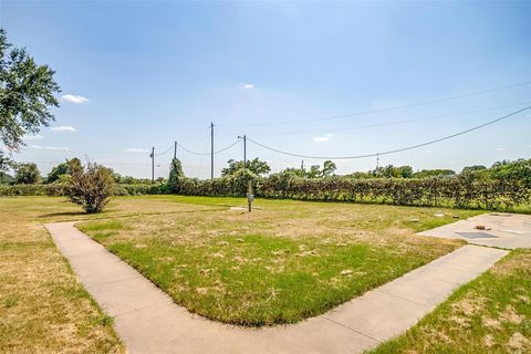 A home in Cleburne