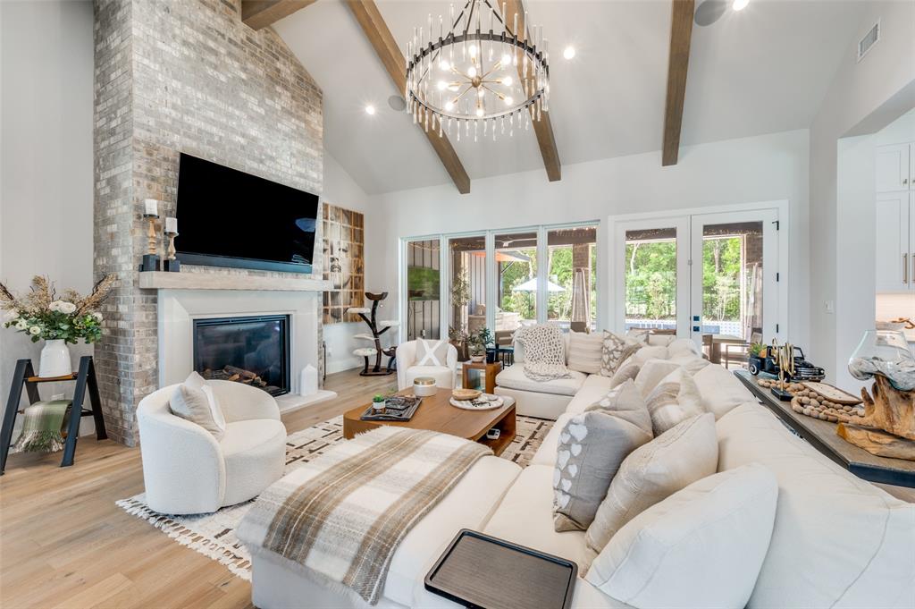 1459 Sunset Point Drive
