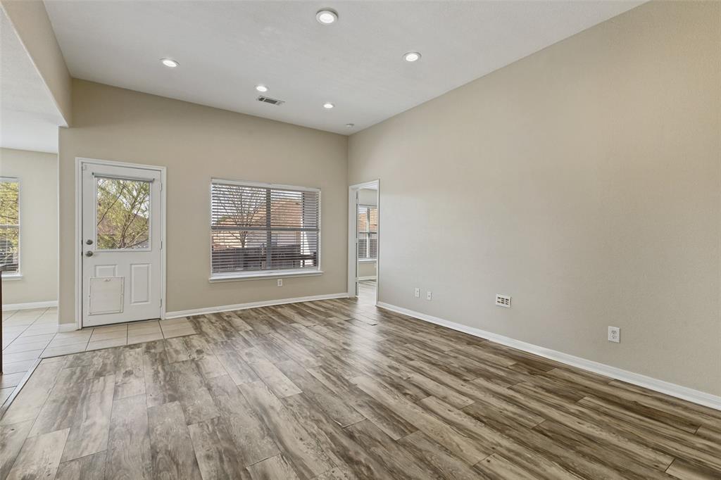 Chisholm Spgs - Residential