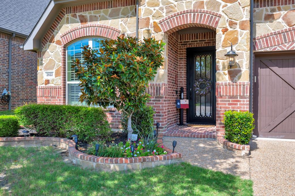 2822 Exeter Drive