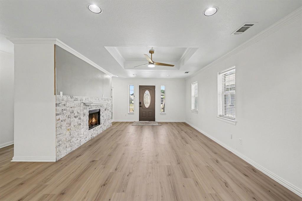 307 Dixon Street