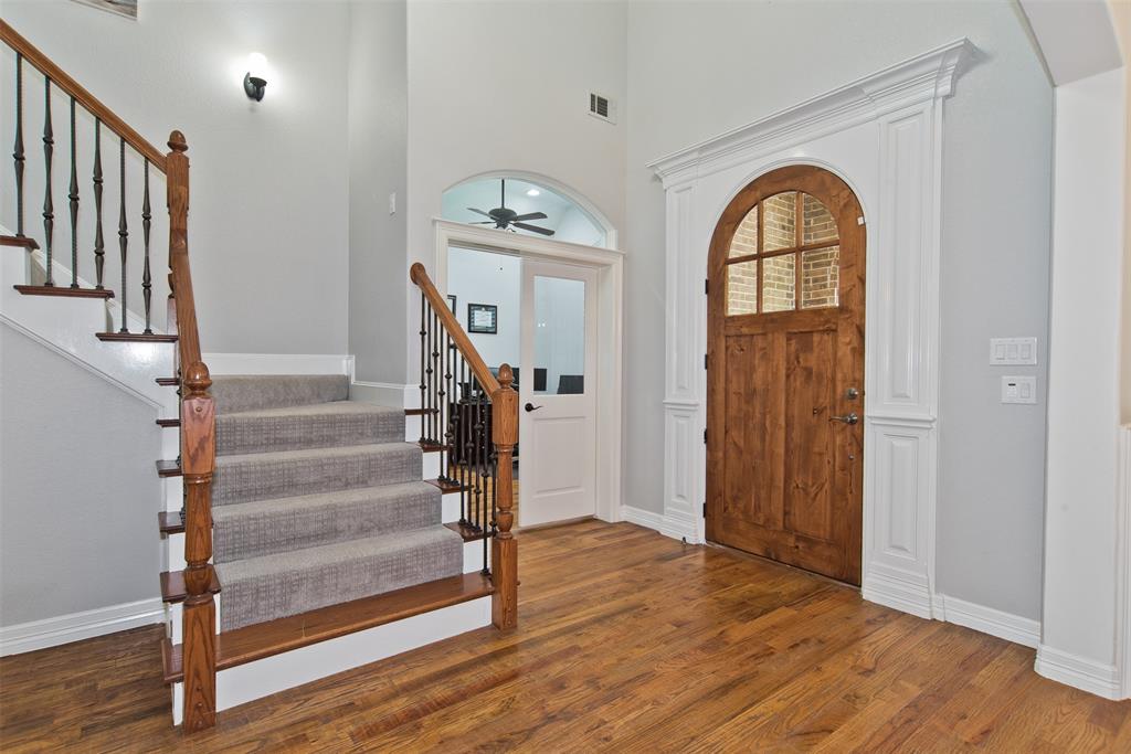 6208 Riverview Circle