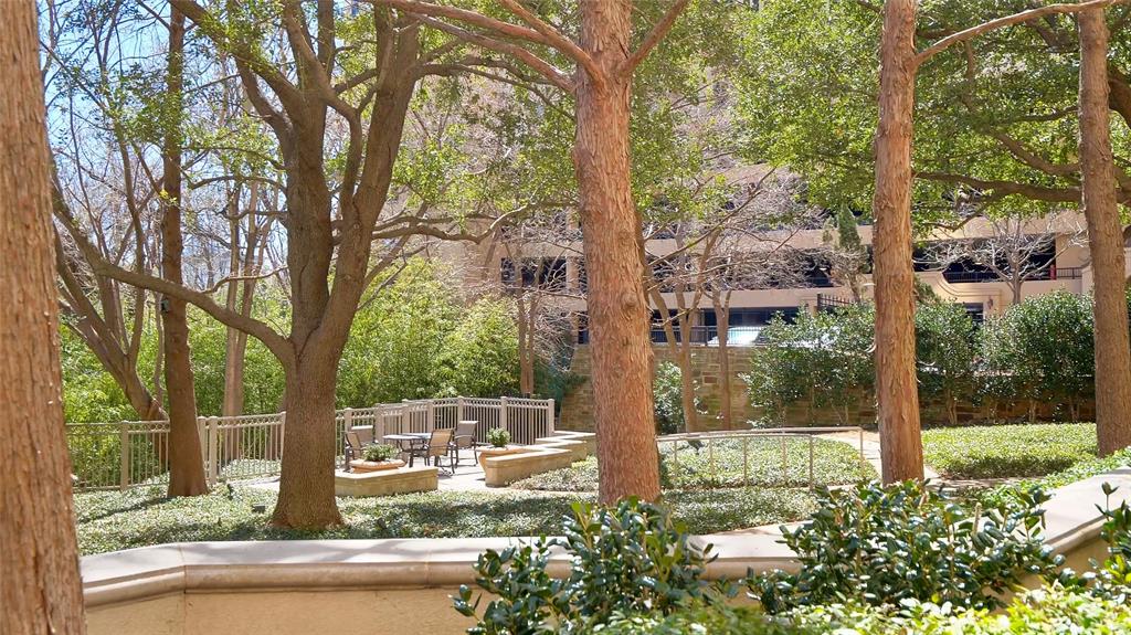 Plaza At Turtle Creek Residence Ph - Residential