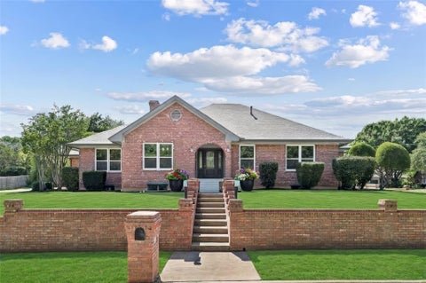 Photo of 1315 Hardage Lane, Colleyville, TX 76034 (MLS # 21263072)
