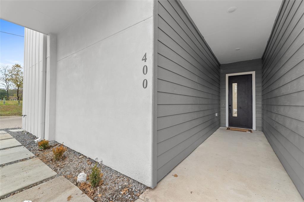 400 S Henderson Avenue