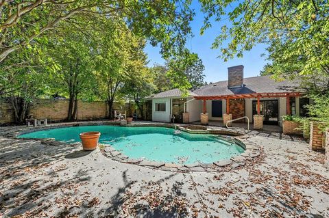 Photo of 1444 Marlene Place, DeSoto, TX 75115 (MLS # 21091887)